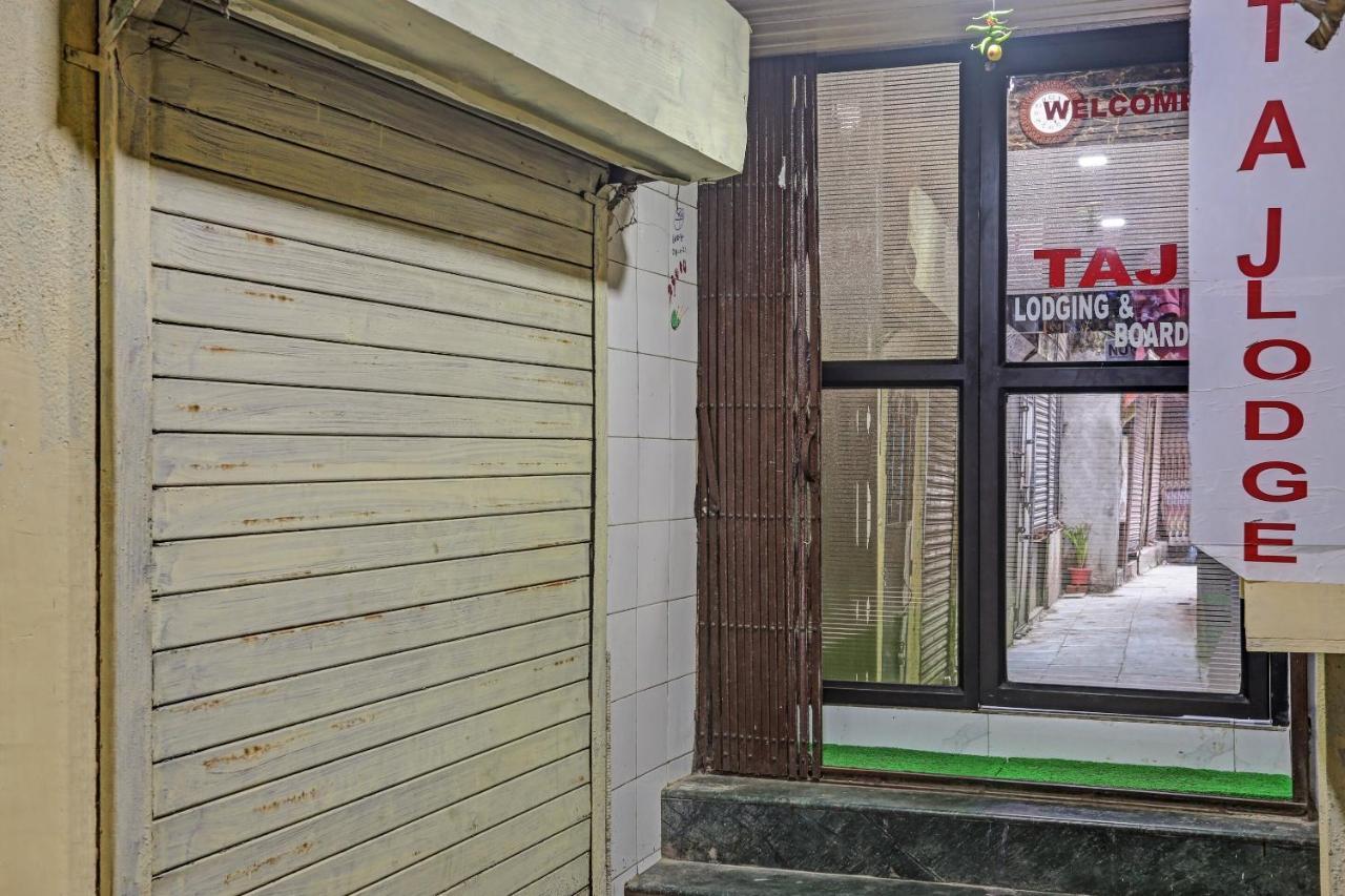Oyo 82580 Taj Residency Lodging And Boarding - Mumbai, Mumbai